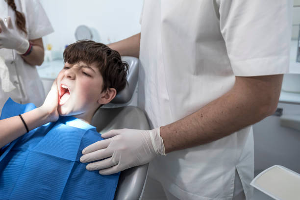 Best Cracked Tooth Emergency Dentist  in Denmark, WI